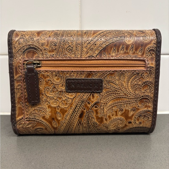 Relic Trifold Wallet - Picture 2 of 6